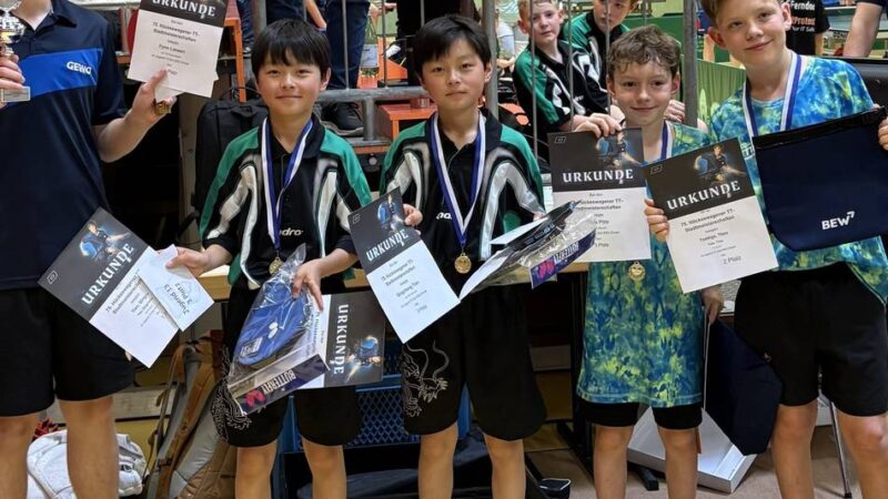 Tischtennis-Stadtmeisterschaften in Hückeswagen: Erfolgreiche Sportler des Turnerbundes