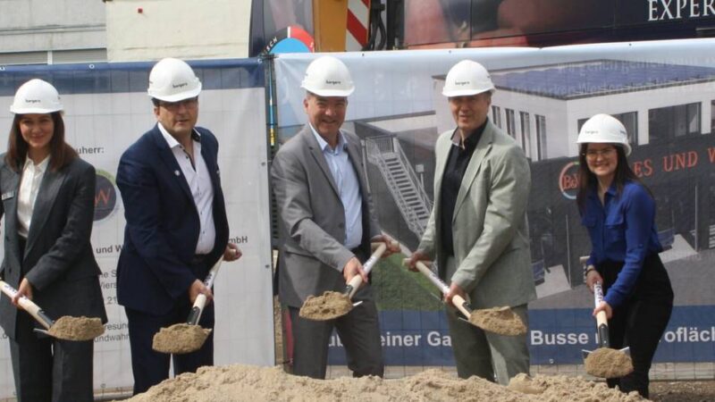 Neubau in Viersen: Das weiße Haus bekommt Zuwachs