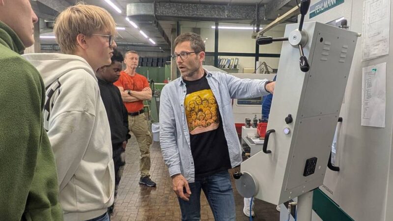 Bergisches Berufskolleg Wermelskirchen: Berufskolleg setzt auf CNC und Handwerk