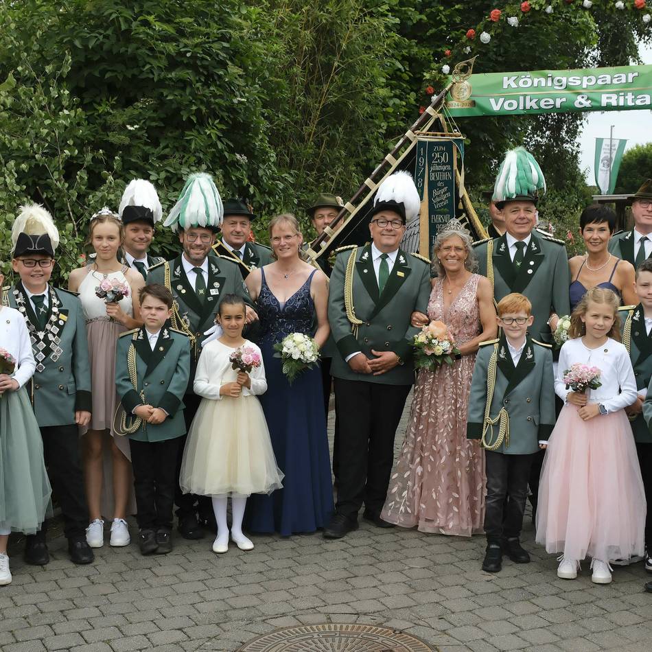 Schützenfest in Rheinberg: Eversaeler Bürgerschützen suchen neue Königin oder neuen König