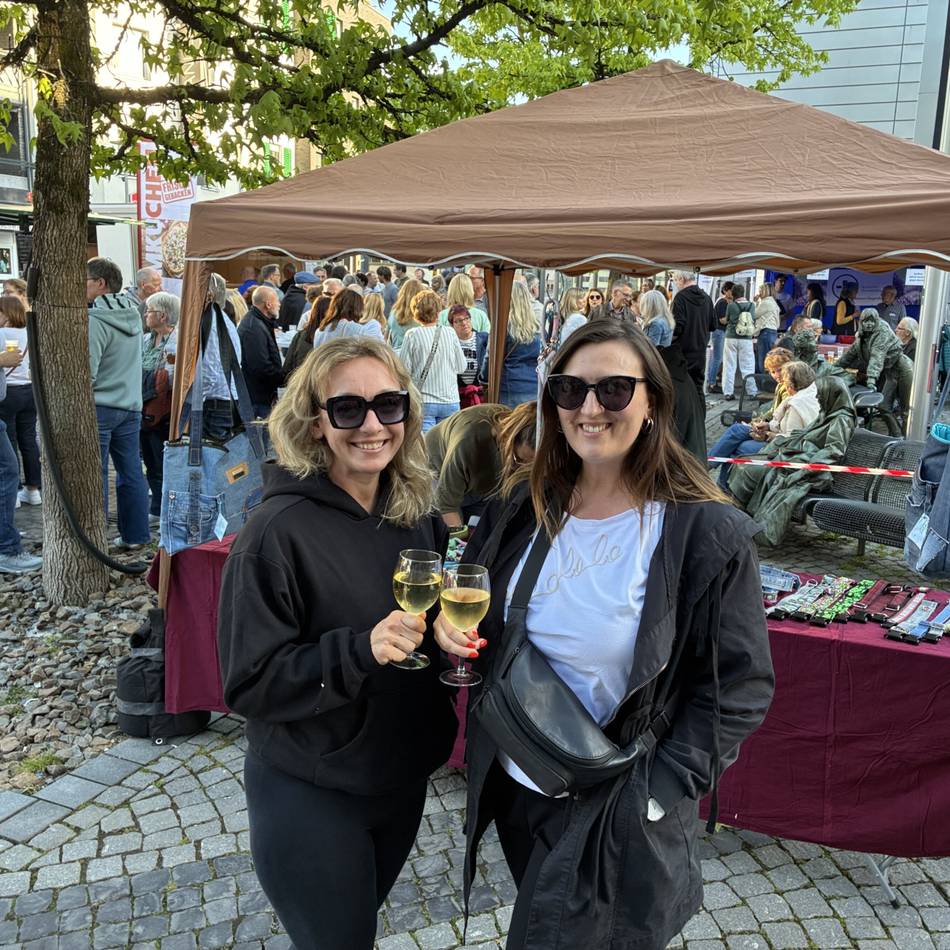 Bergischer Feierabendmarkt in Wermelskirchen: Feierabendmarkt startet mit Sommerfeeling