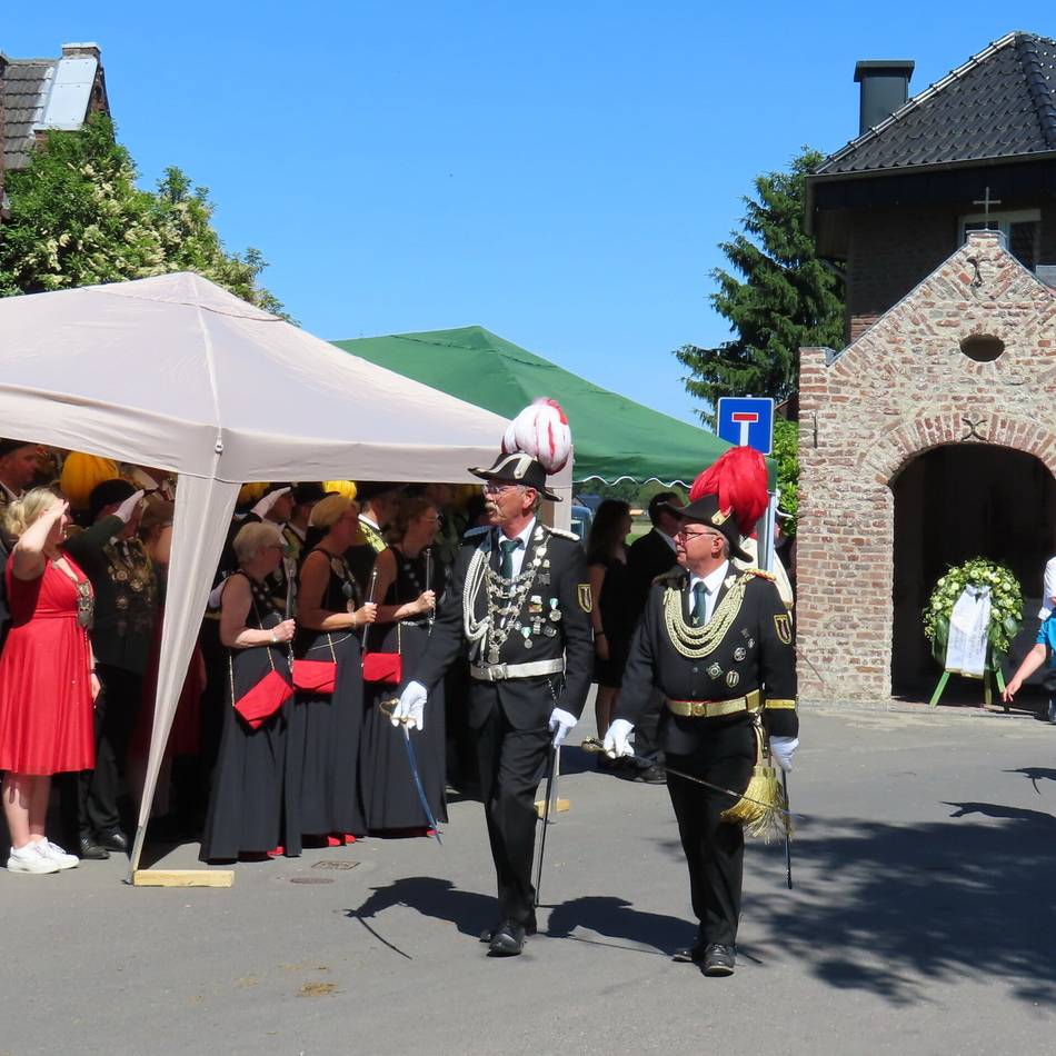 Jubiläumsfest in Lobberich: Schützen feierten, bis der Tanzboden brach