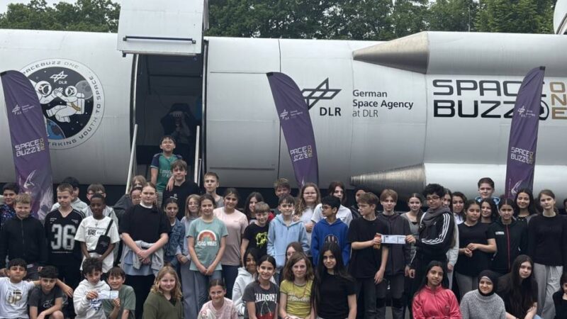 Marie-Colinet-Sekundarschule in Hilden: „SpaceBuzz“ begeistert 153 Jugendliche