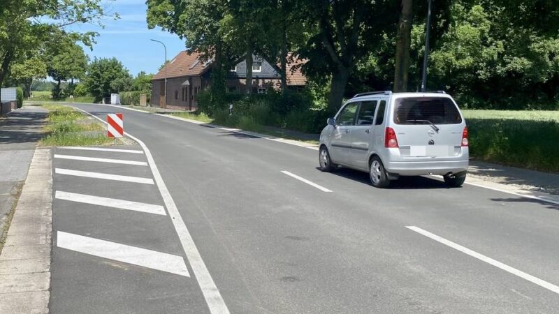 Unfall in Düsseldorf: Straßenverengung an der B8 nach Unfall in der Kritik