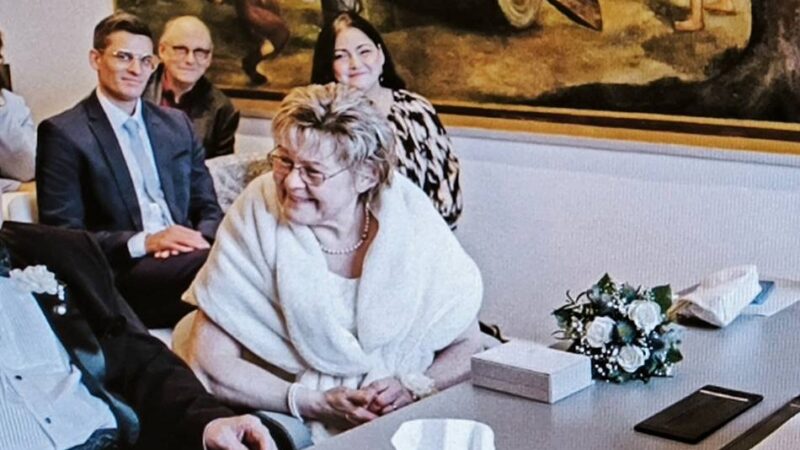 Dank der Willicher Zeitbörse: Hochzeit nach 30 Jahren in einer schweren Zeit