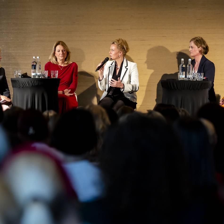 Ausverkaufter Ladies Talk: Vier Frauen zeigen, wie Düsseldorfs Hochschulen ticken