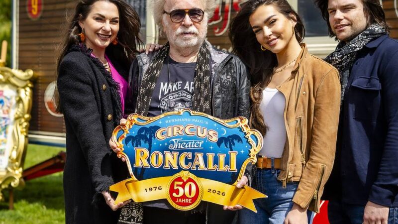 Jubiläum im Rheinpark: Circus Roncalli baut Nostalgielandschaft in Düsseldorf auf