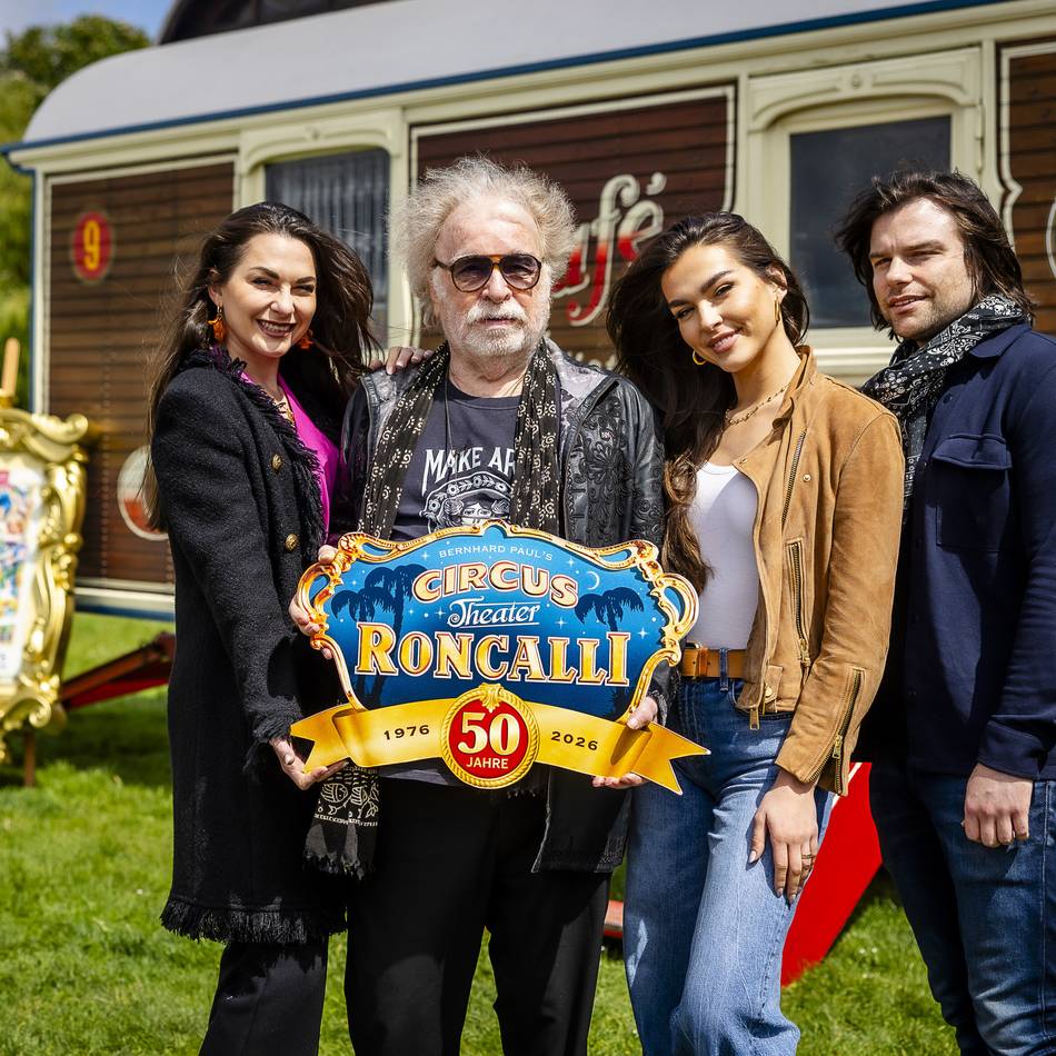 Jubiläum im Rheinpark: Circus Roncalli baut Nostalgielandschaft in Düsseldorf auf