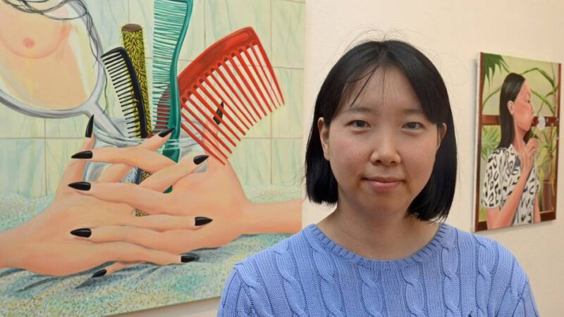 Ausstellung im Neusser Kunstraum: Großformatige Bilder voller Rätsel und Überraschungen