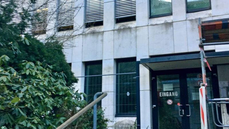 Flüchtlinge in Wermelskirchen: Weniger Zuweisungen – Stadt baut Unterkünfte ab