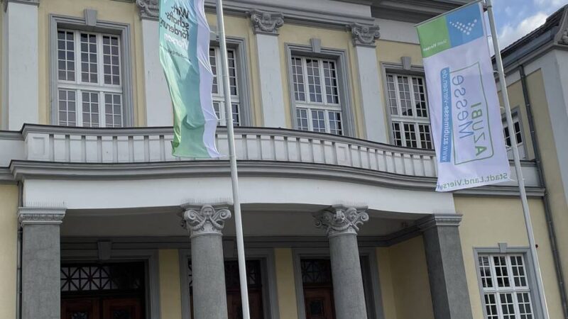 Festhalle Viersen: Bühne frei für die neue Kultursaison