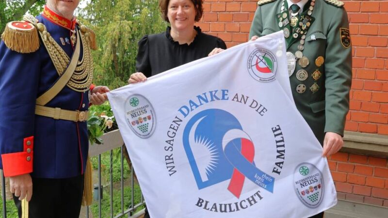 Bezirksverband Neuss: Beim Schützenfest schwenkt Respekt für Retter mit