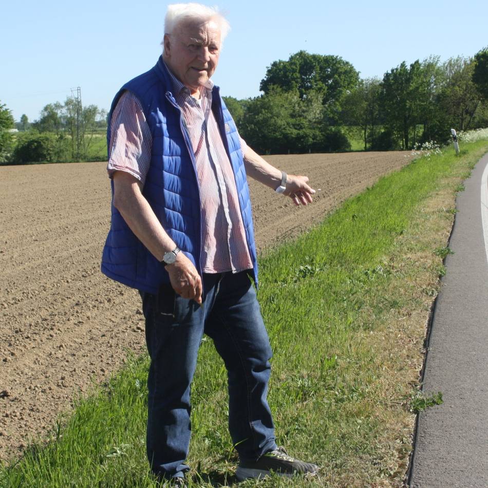Lebensgrundlage für Insekten genommen: Nettetaler Nabu bemängelt frühe Mäharbeiten an Straßenrändern