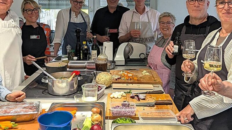 „Private Dining“ bei Wolfgang Eickes in Hinsbeck: Spitzenkoch lädt zum gemeinsamen Kochen zu sich nach Hause ein