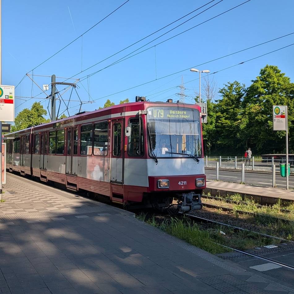 Rheinbahn in Düsseldorf: Bauarbeiten am Halt „Nordstraße“ legen U79 lahm