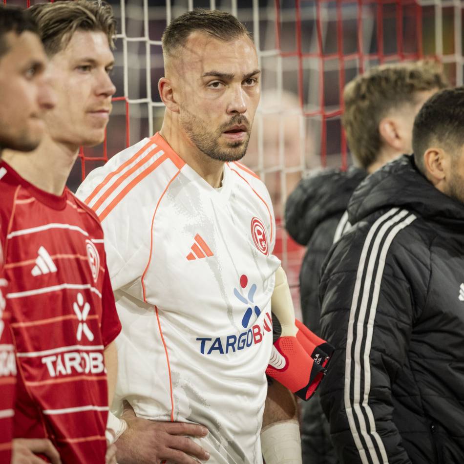 Er beschwört schon den Fußballgott: „Sehe Fortuna echt gefährdet“ – Ex-Düsseldorfer bereitet nicht das Schalke-Spiel Sorgen