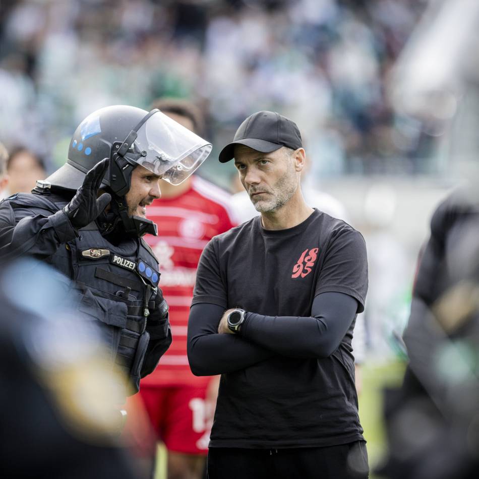 Nach dem Abstieg: So erlebte Trainer Ende den Tag der vielen Abschiede bei Fortuna