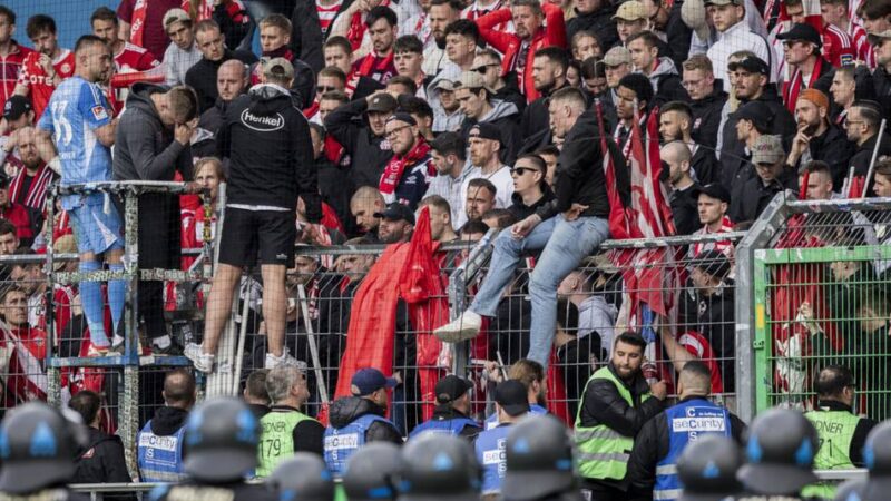 Nach Abstieg und Manager-Beben: „Vertrauen in die Gremien zutiefst erschüttert“ – Fortuna-Fans mit klaren Worten