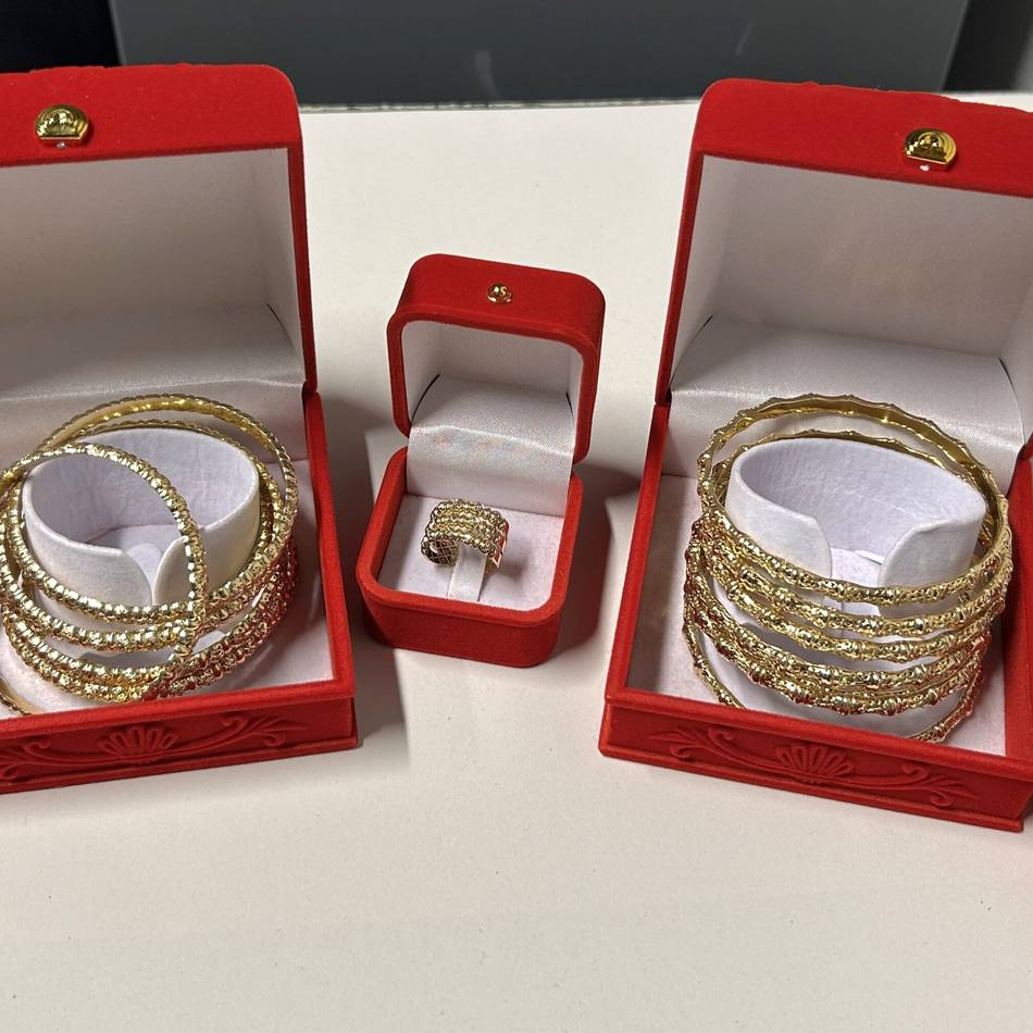 Festnahme in Weeze: Zoll deckt Goldschmuggel am Flughafen Weeze auf