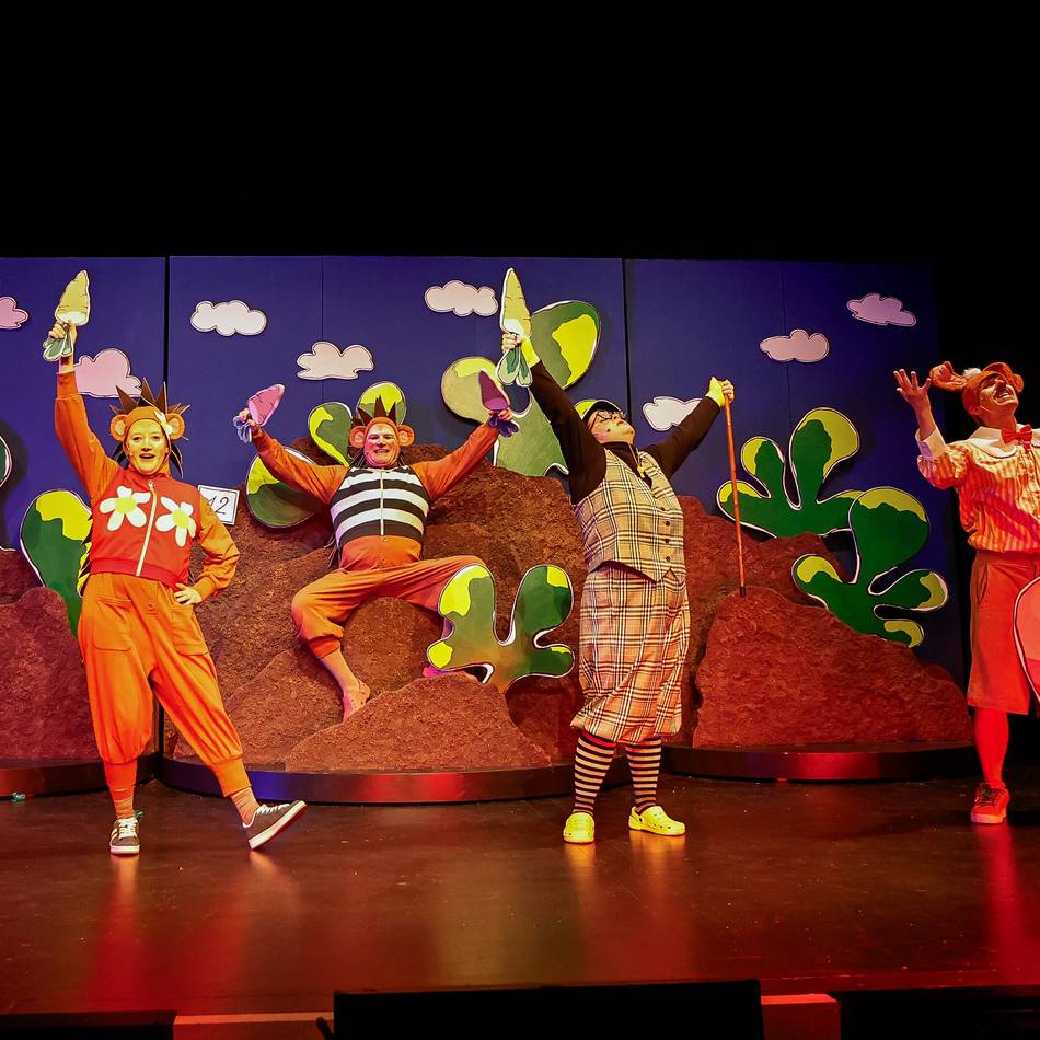 In der Rheinberger Stadthalle: Kindertheaterreihe endet mit dem Märchen „Hase und Igel“