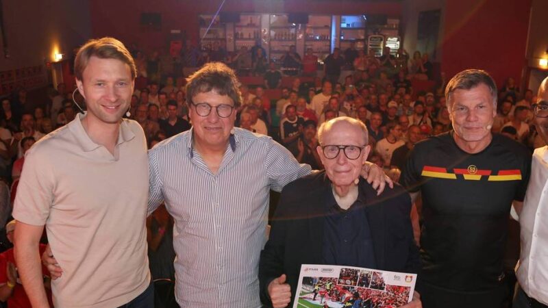 Umjubelter Fußballtalk in Leverkusen: Bei Bayer 04 wird Calli noch immer emotional