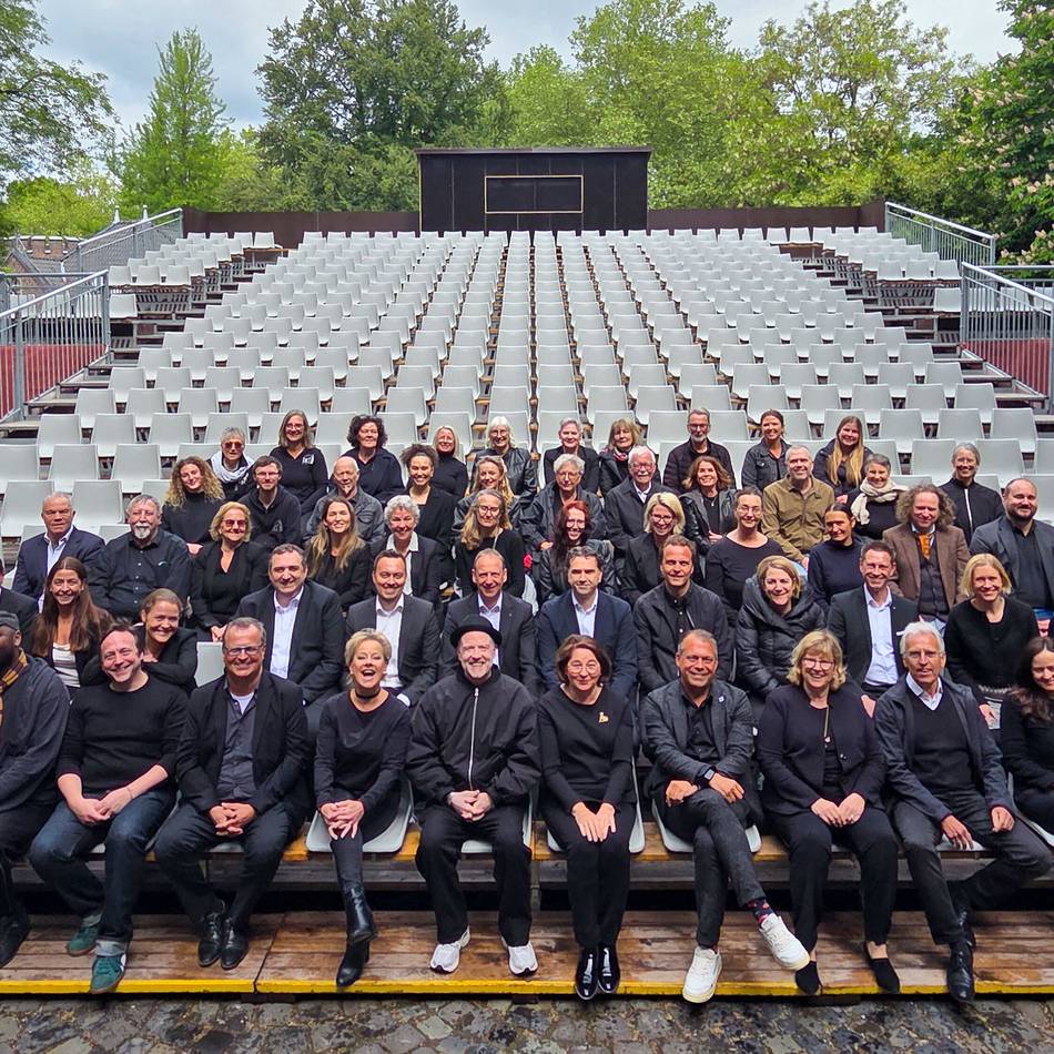 Ensemble in Neersen angekommen: Proben für die Schlossfestspiele beginnen