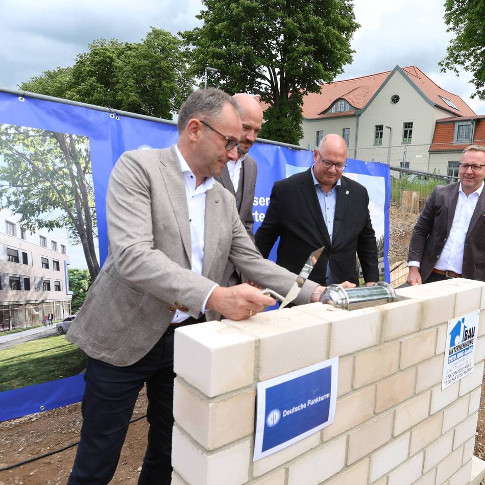Neues Unternehmen in Leverkusen: Deutsche Funkturm zieht von  Münster an den Rhein