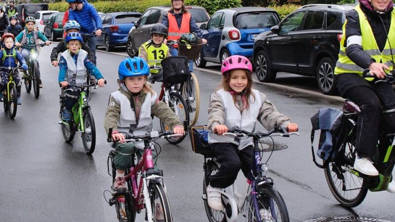Kidical Mass in Lintorf: Damit Kinder sicher zur Schule radeln