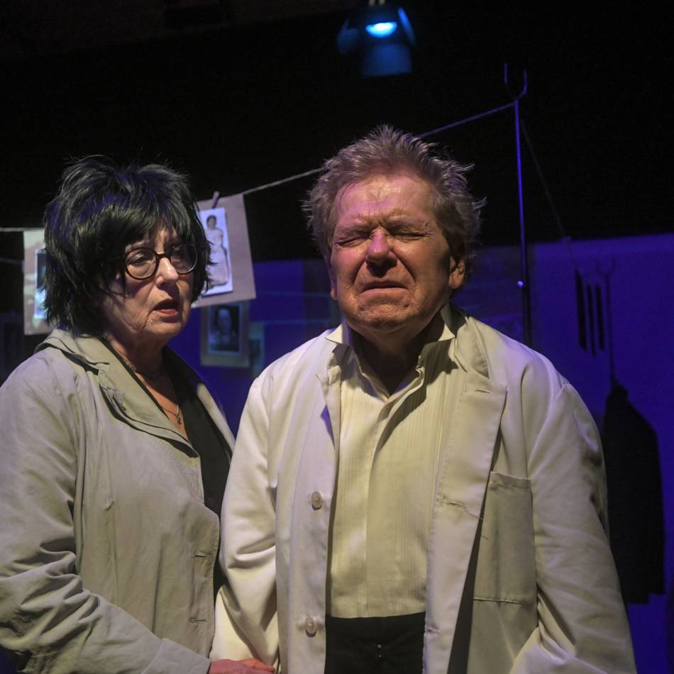 Theater am Brückenweg: Stück von mini-art zu Nazi-Deutschland