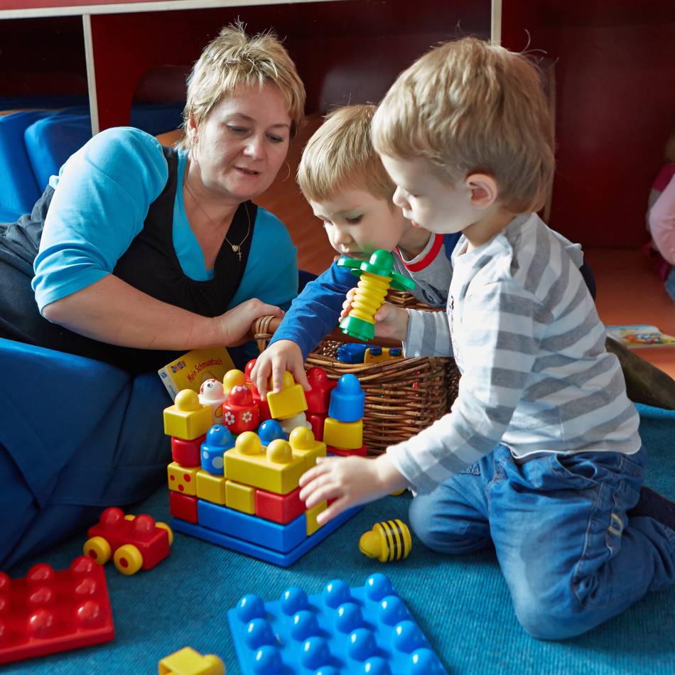 Tag der Kinderbetreuung: Moerser Bürgermeisterin dankt Kita-Fachkräften per Video