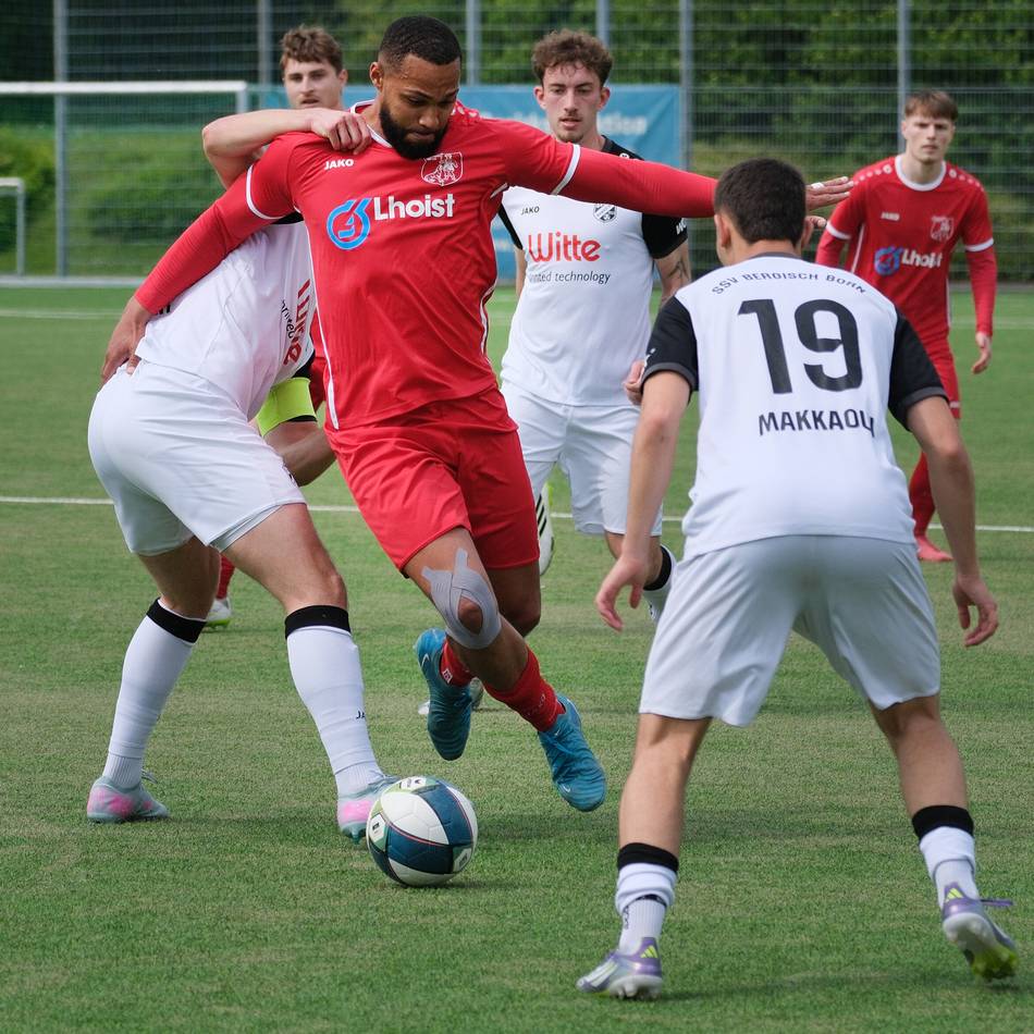 Dramatisches Finale: 1. FC Wülfrath dreht 0:2-Rückstand und holt den Kreispokal