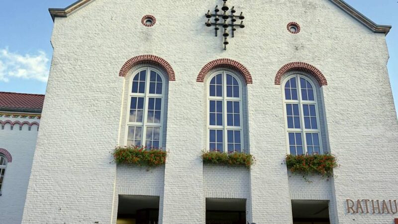 „Zeichen der Anerkennung“ : Xanten zeigt Flagge am Veteranentag