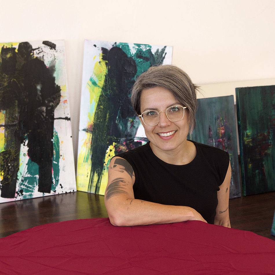 Ausstellungseröffnung am Sonntag: Xantenerin zeigt abstrakte Kunst im Rathaus
