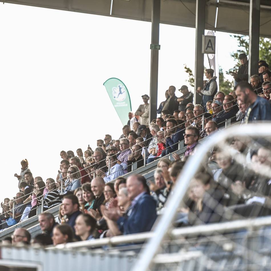 „So noch nie dagewesen“: Warum am Sonntag Fernsehteams aus ganz Deutschland zum VfR Warbeyen reisen