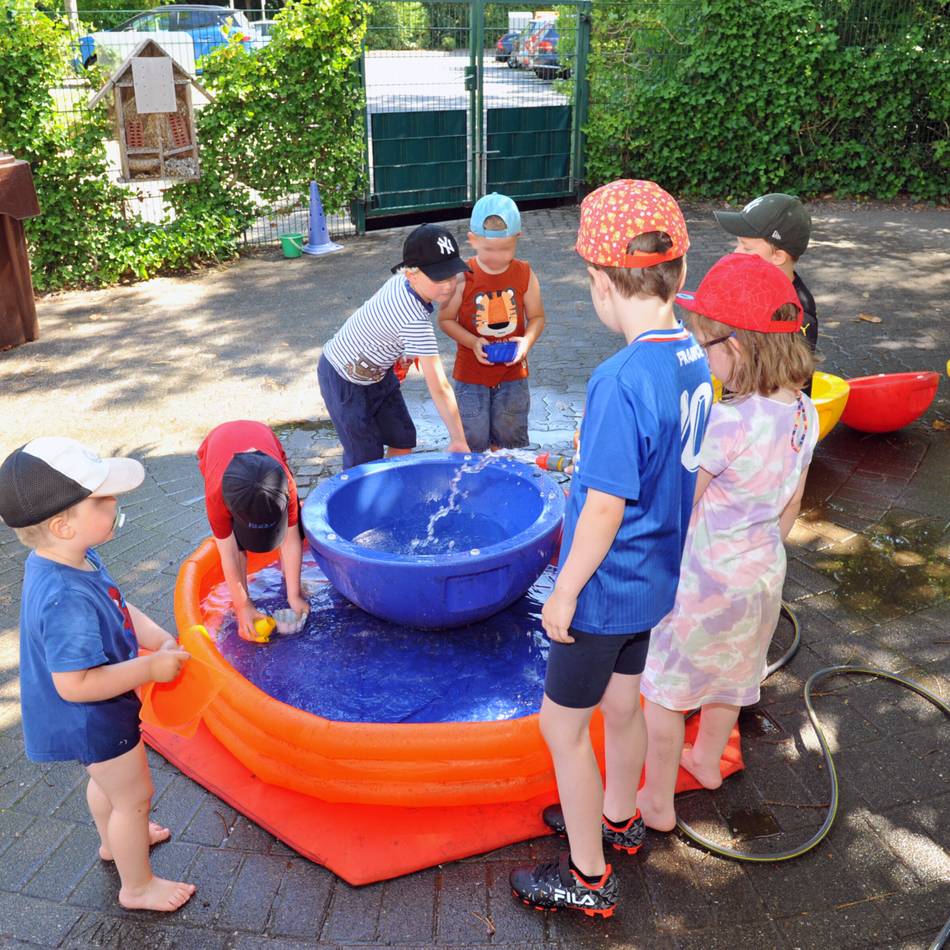 Kitas im Kreis Mettmann: Warum Kleinkinder bei Hitze in Gefahr geraten