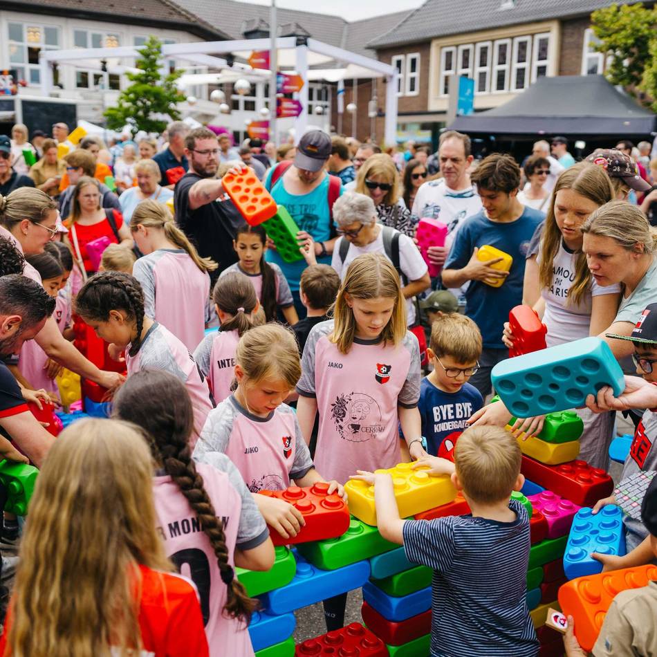 „Gans schön frech“ : Das erwartet die Monheimer und Monheimerinnen beim Stadtfest 2026