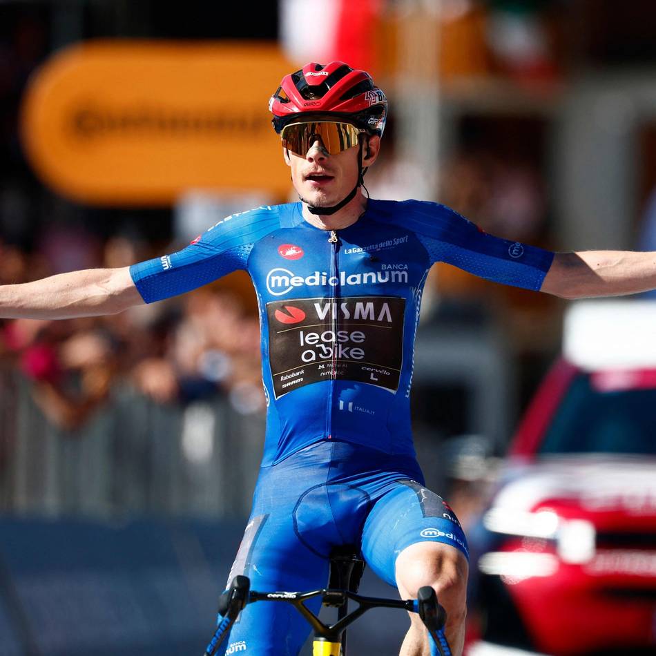 Überragend am Berg: Vingegaard übernimmt Giro-Führungstrikot in den Alpen