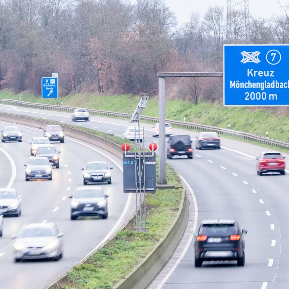 Mittwoch und Donnerstag: Vollsperrung am Autobahnkreuz Mönchengladbach