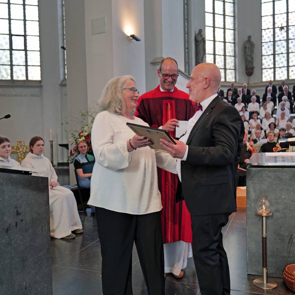 Pfingsthochamt in St. Maria Magdalena: Festtag für Kantor Dieter Lorenz in Geldern