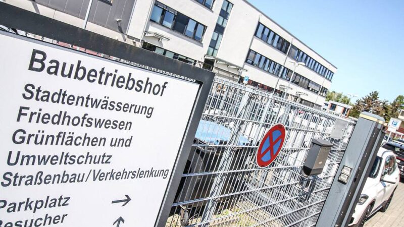 Politik in Grevenbroich: Neuer Arbeitgeber für 220 Mitarbeiter – knappe Mehrheit für Stadtbetriebe-Umbau