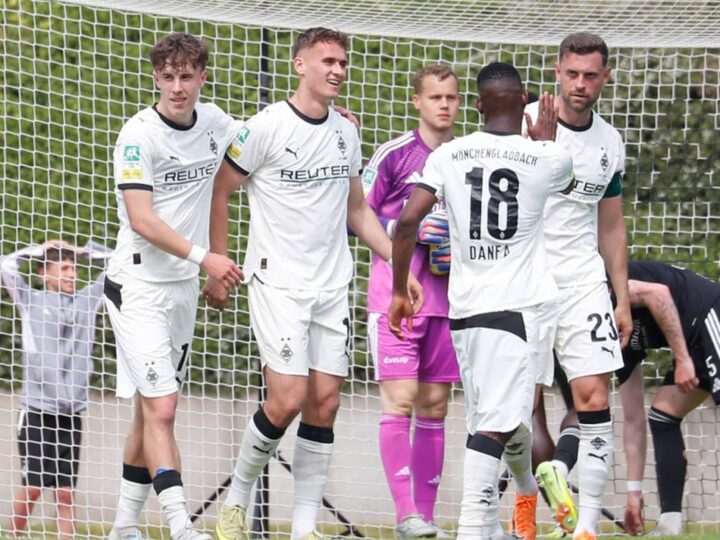 Überzahl ab der zwölften Minute: Borussias U23 fährt einen souveränen 3:0-Erfolg gegen Bocholt ein