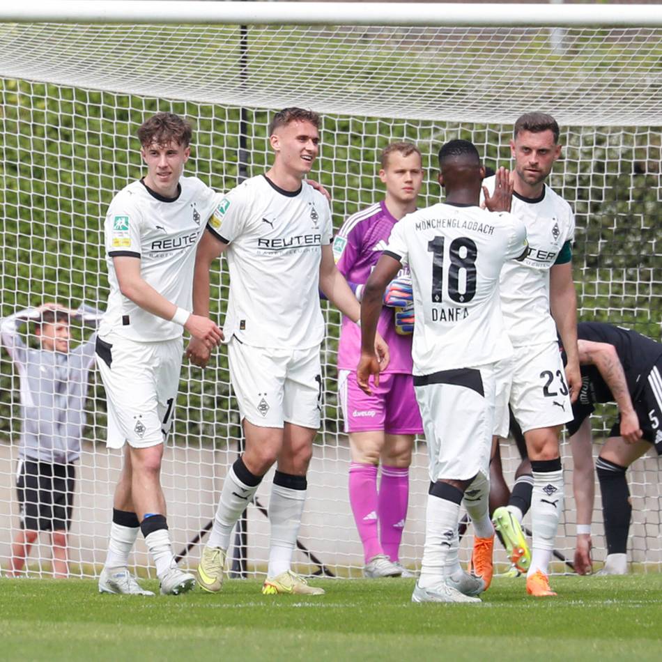 Überzahl ab der zwölften Minute: Borussias U23 fährt einen souveränen 3:0-Erfolg gegen Bocholt ein