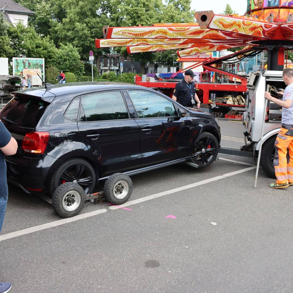 Schützenfest in Meerbusch: Dr.-Franz-Schütz-Platz gesperrt – Autofahrer sollen Umfeld meiden