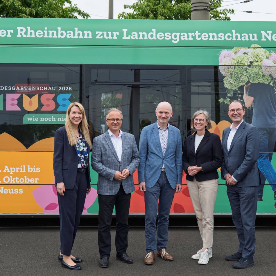 Unternehmen wird Partner der Laga Neuss: Rheinbahn schickt „Blumenbahn“ auf die Gleise