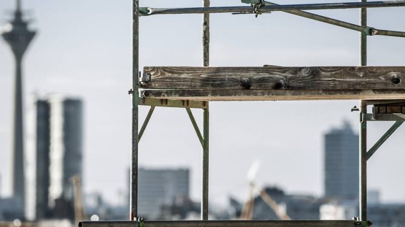 Wohnraum in Düsseldorf: Stadt kann wichtige Stellen nicht besetzen – Was bedeutet das für den Wohnungsbau?