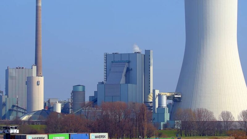 Standortanalyse der IHK Niederrhein: Industrie nennt Tops und Flops – so bewerten Unternehmen den Kreis Wesel