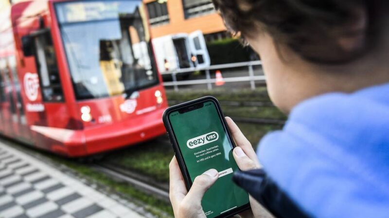 ÖPNV in Düsseldorf: Mit dem Einzelticket über die Stadtgrenze – das kann jetzt deutlich teurer werden