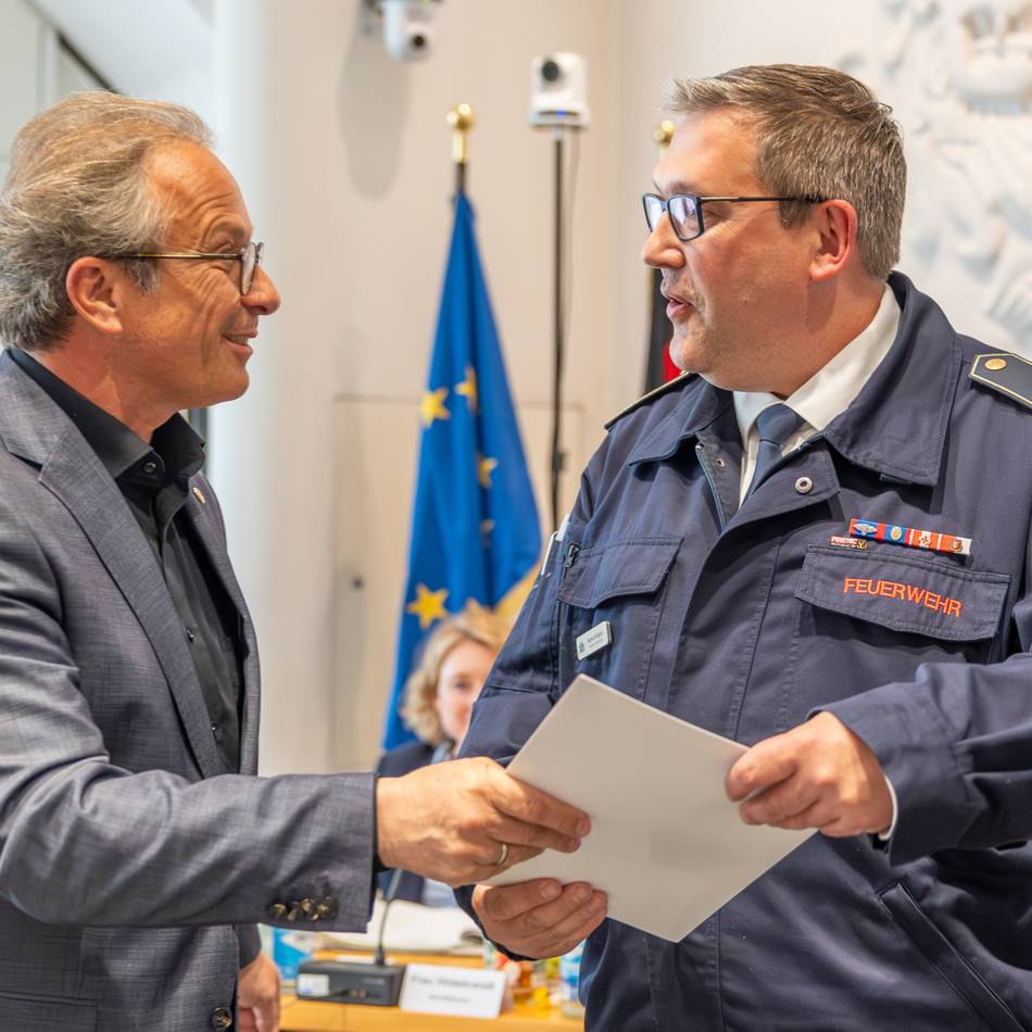 Neuer Chef für die Feuerwehr Neuss: Brüggen übernimmt Kommando über fast 400 Einsatzkräfte