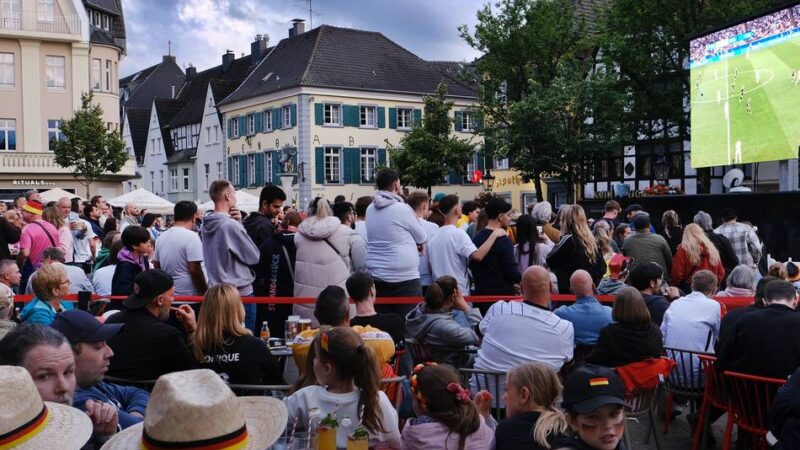 WM 2026 in Ratingen: Public Viewing wieder auf dem Marktplatz