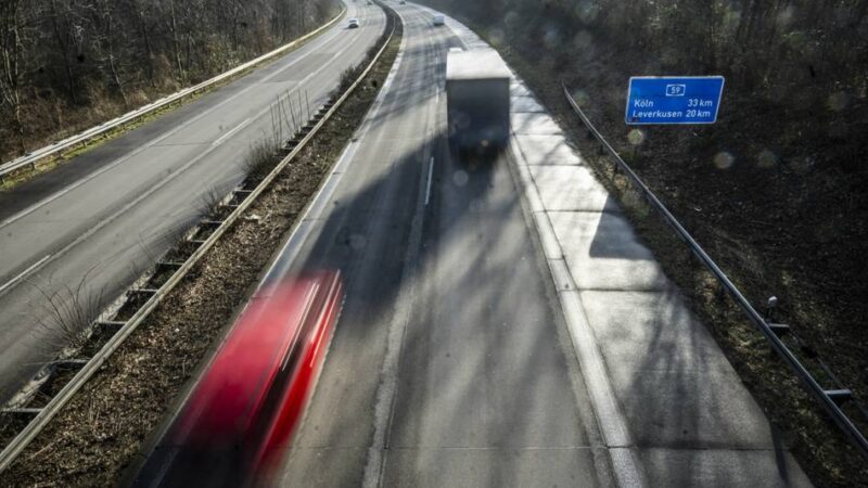 Verkehr in Düsseldorf: Was die Autobahn GmbH zu einer Verschiebung der A59-Sanierung sagt